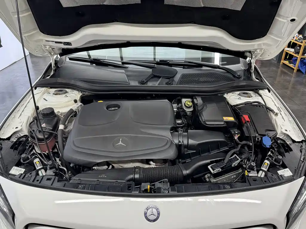 Mercedes-Benz GLA 2016 — фото 17