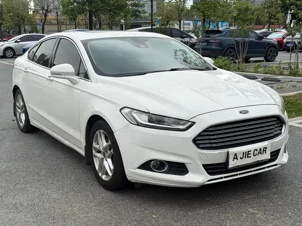 Ford Mondeo 2013