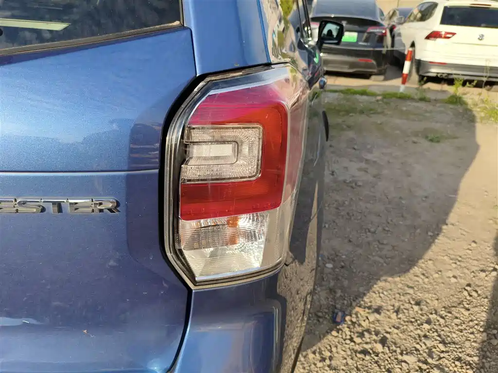 Subaru Forester 2018 — фото 24