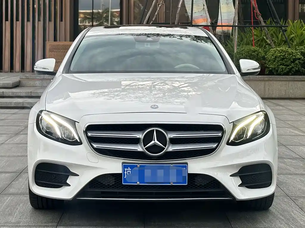 Mercedes-Benz E-Class 2017 — фото 4