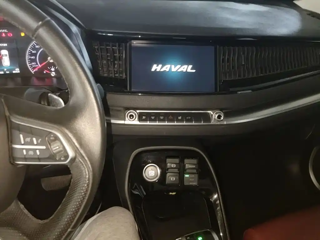 Haval H2s 2017 — фото 13