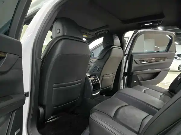 Cadillac CT6 2022
