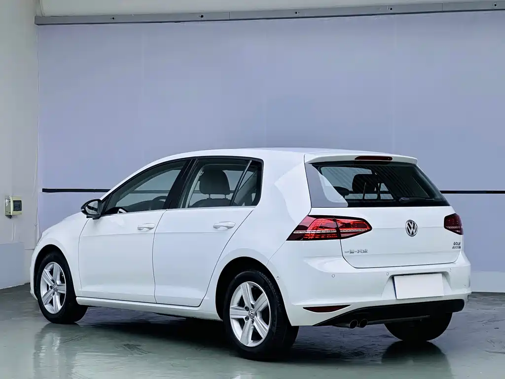 Volkswagen Golf 2017 — фото 4