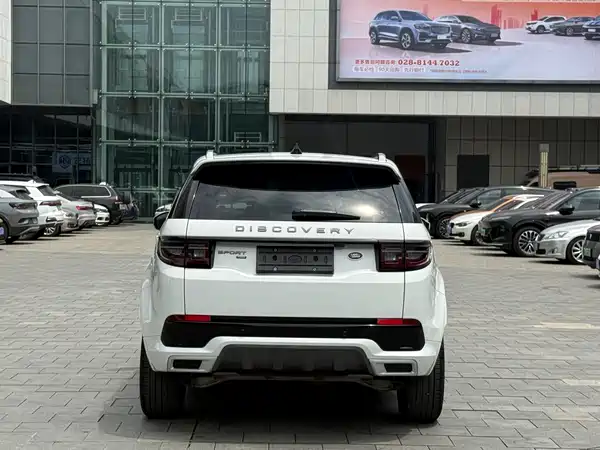 Land Rover Discovery Sport 2023