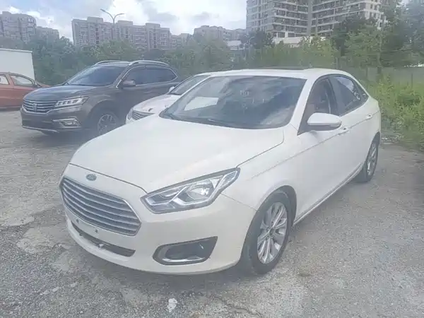 Ford Escort 2016