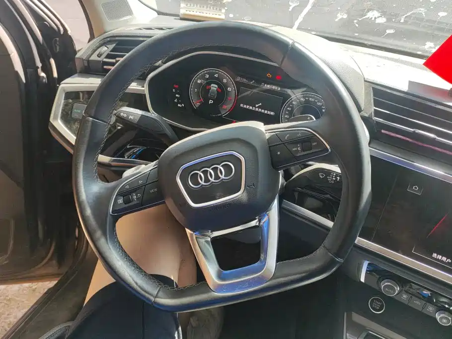 Audi Q3 2023 — фото 15