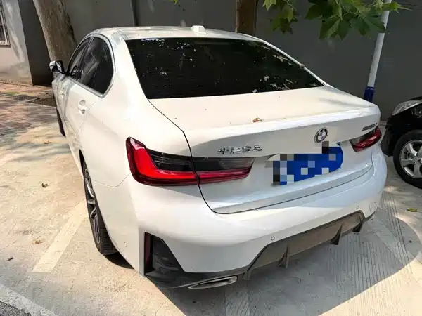 BMW 3 Series 2023