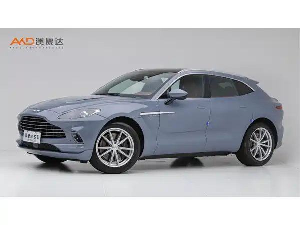 Aston Martin DBX 2022