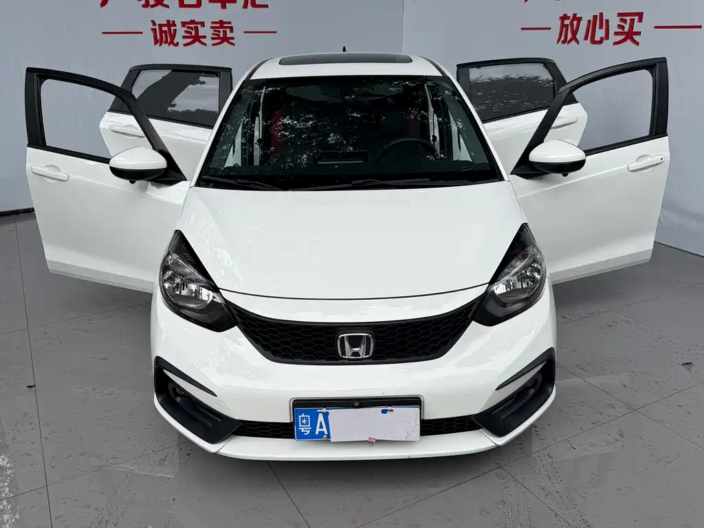 Honda Fit 2022 — фото 2