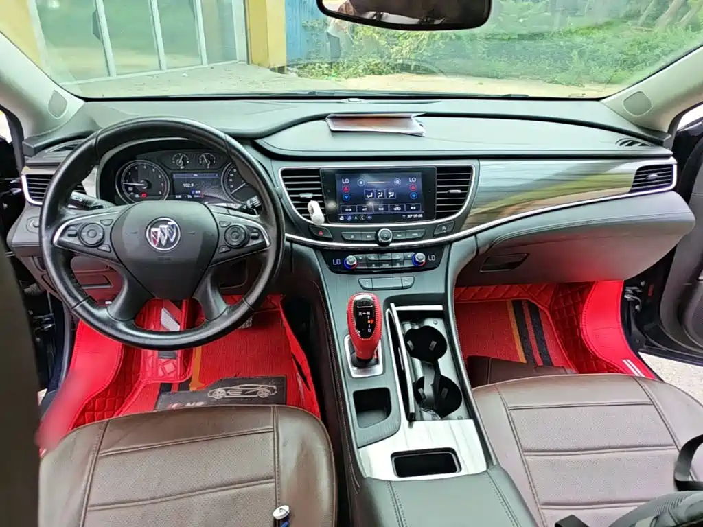 Buick LaCrosse 2020 — фото 10