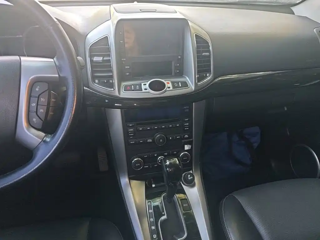 Chevrolet Captiva 2017 — фото 13
