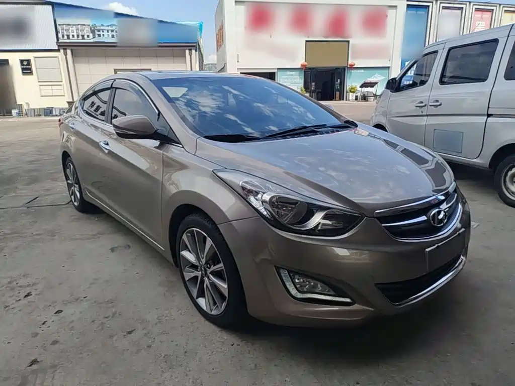 Hyundai Elantra 2015