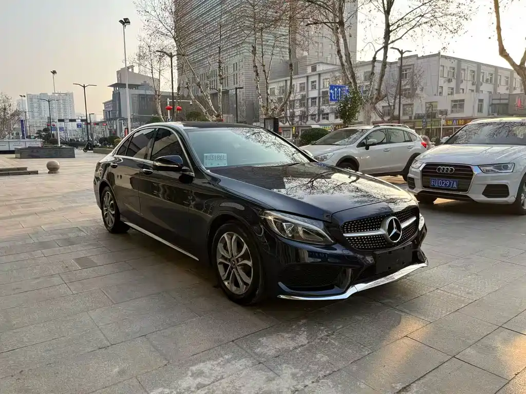 Mercedes-Benz C-Class 2018 — фото 3