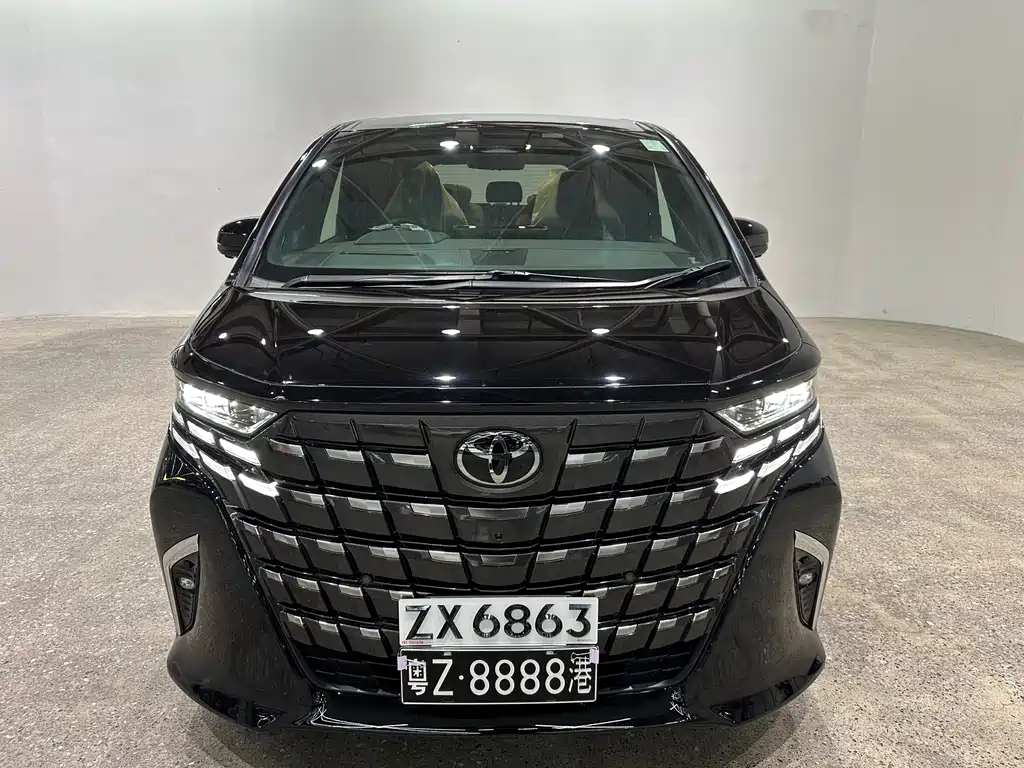 Toyota Alphard 2025 — фото 2