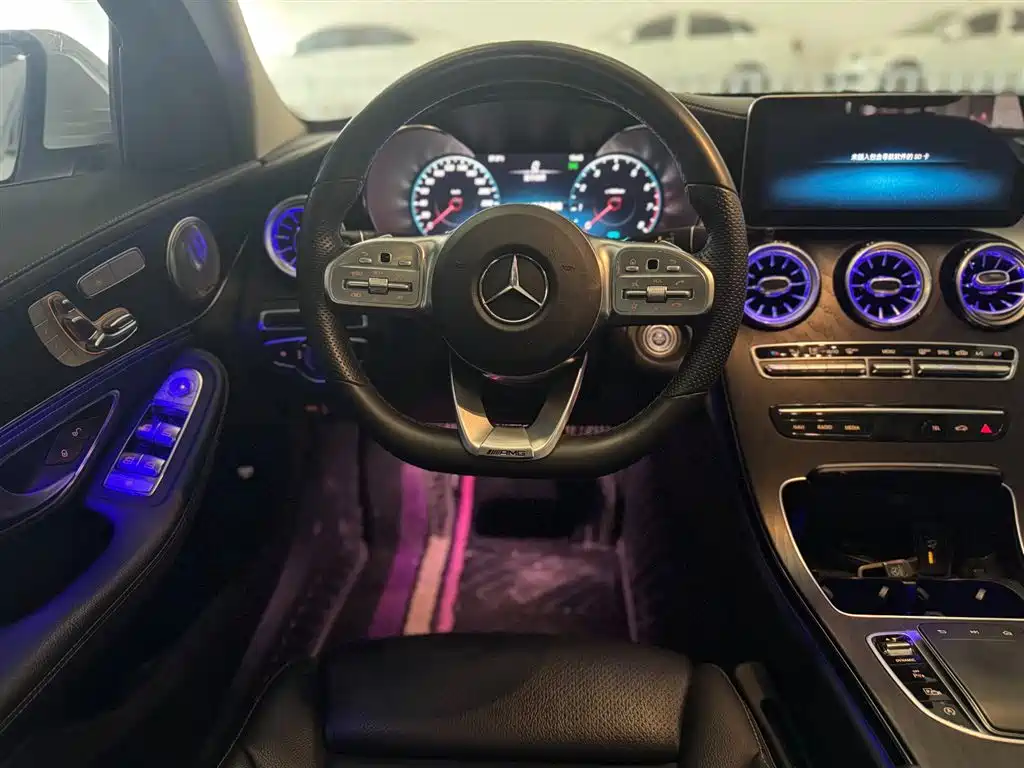 Mercedes-Benz C-Class 2019 — фото 14
