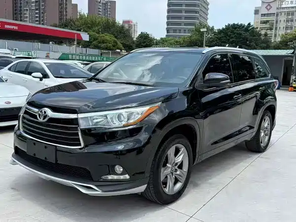 Toyota Highlander 2016