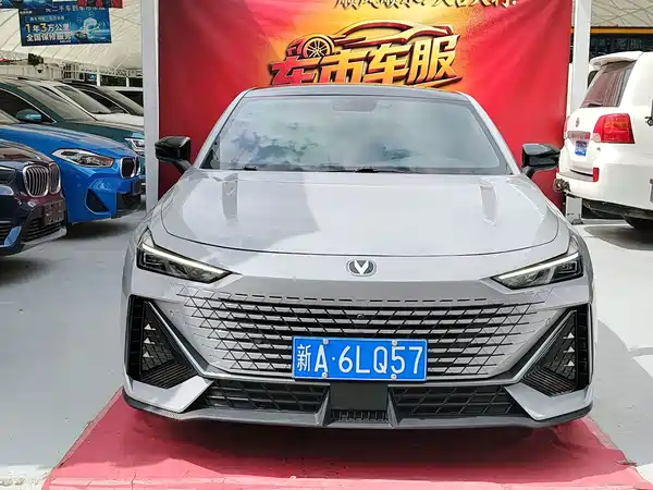 Changan UNI-V 2022