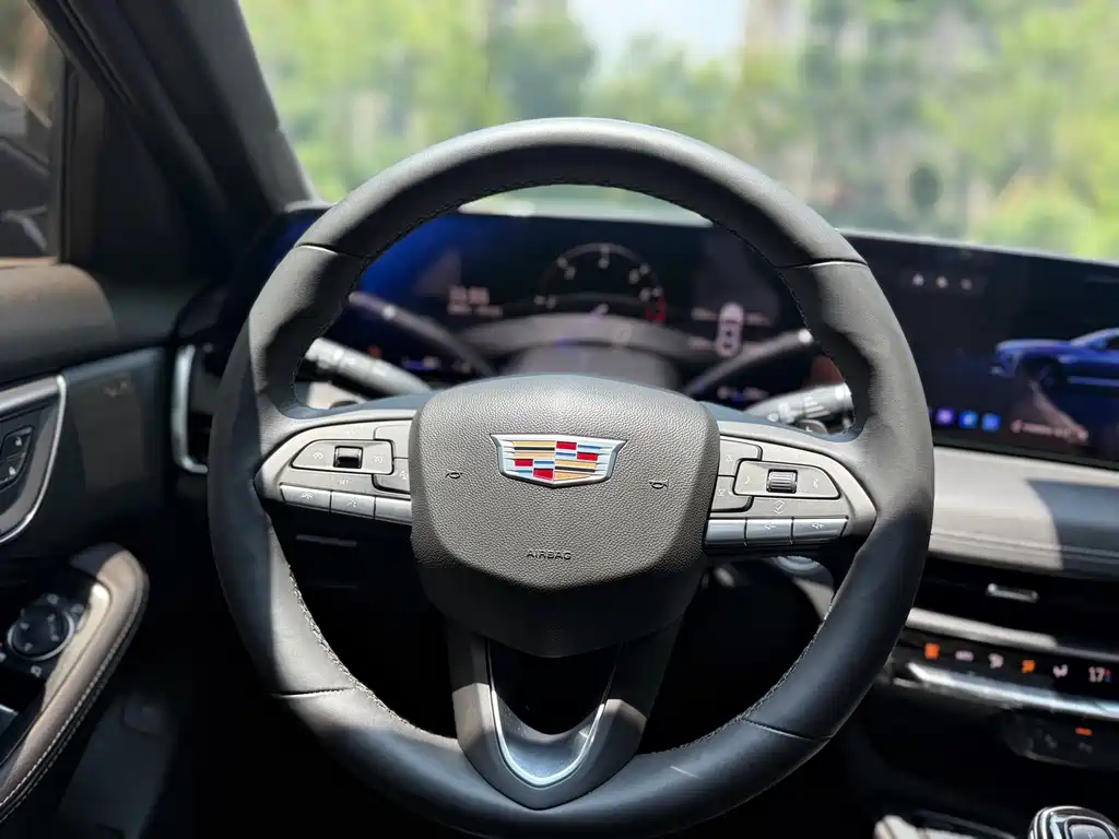 Cadillac CT5 2024 — фото 16