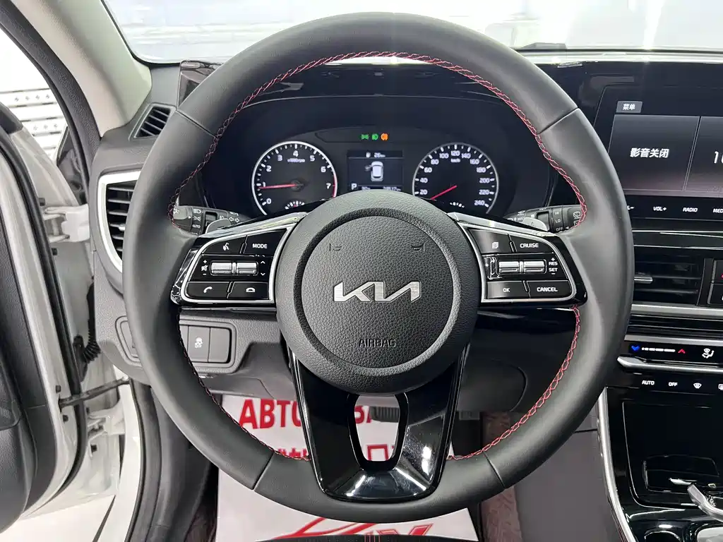 Kia KX3 2023 — фото 11