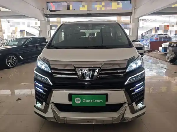 Toyota Vellfire 2022