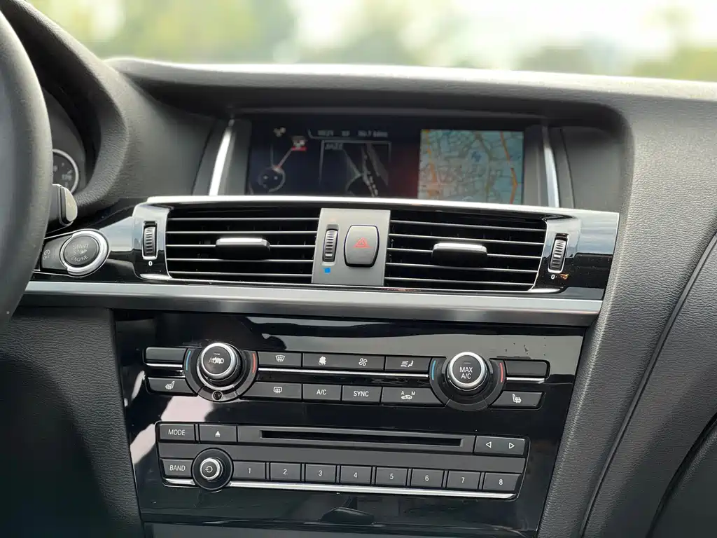 BMW X3 2015 — фото 16