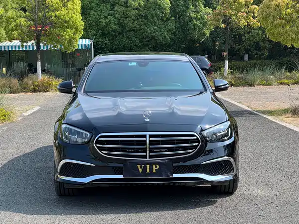 Mercedes-Benz E-Class 2023