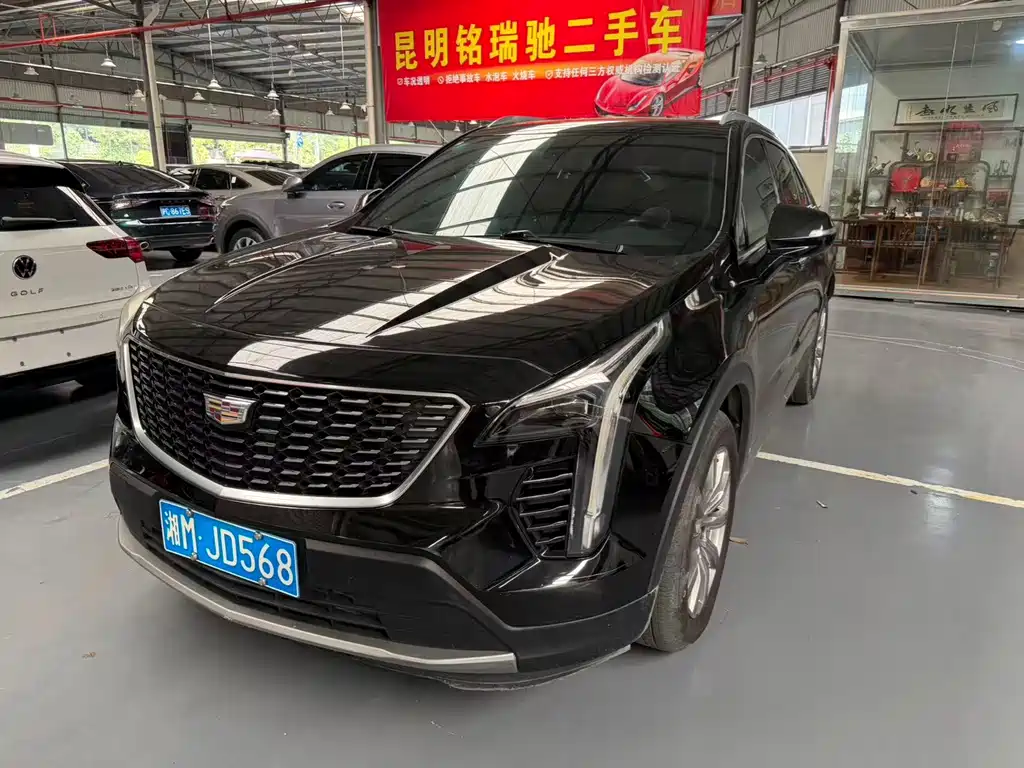 Cadillac XT4 2020 — фото 1
