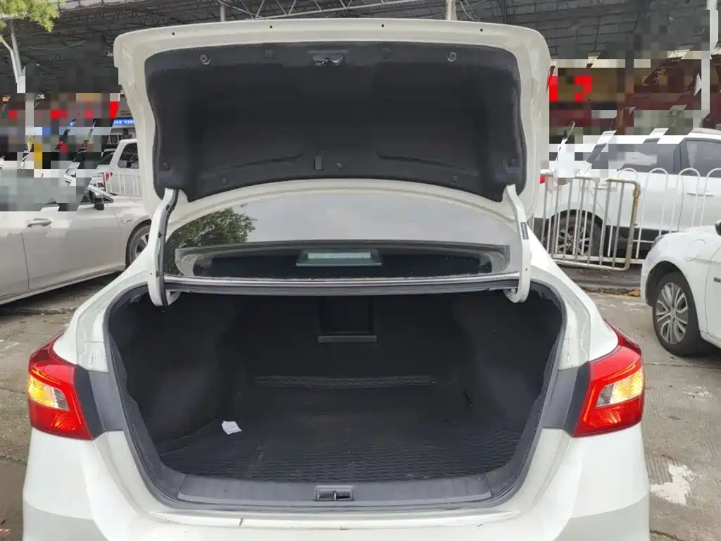 Nissan Sylphy 2022 — фото 19