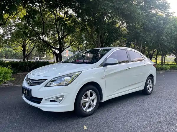 Hyundai Accent 2016