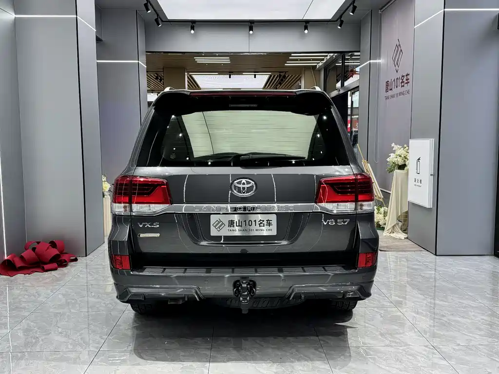 Toyota Land Cruiser 2019 — фото 28