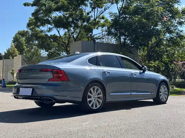 Volvo S90 2020