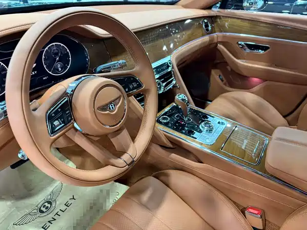 Bentley Flying Spur 2026