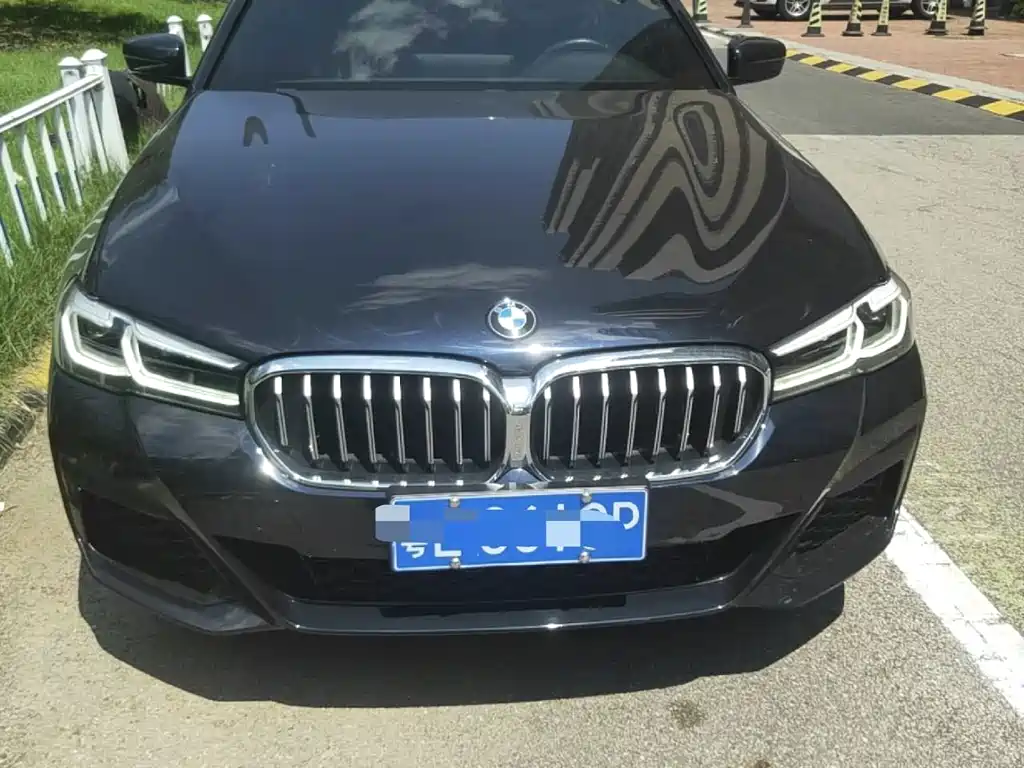 BMW 5 Series 2023