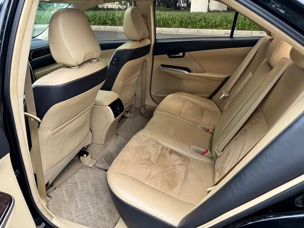Toyota Camry 2017 — фото 11