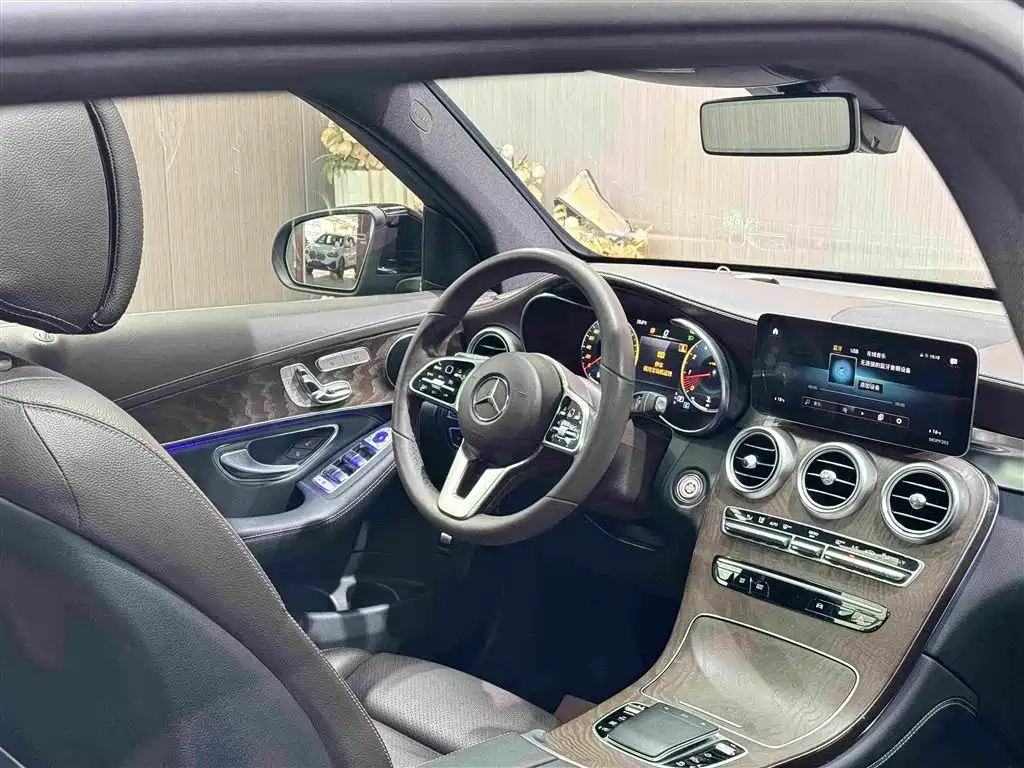 Mercedes-Benz GLC 2020 — фото 14