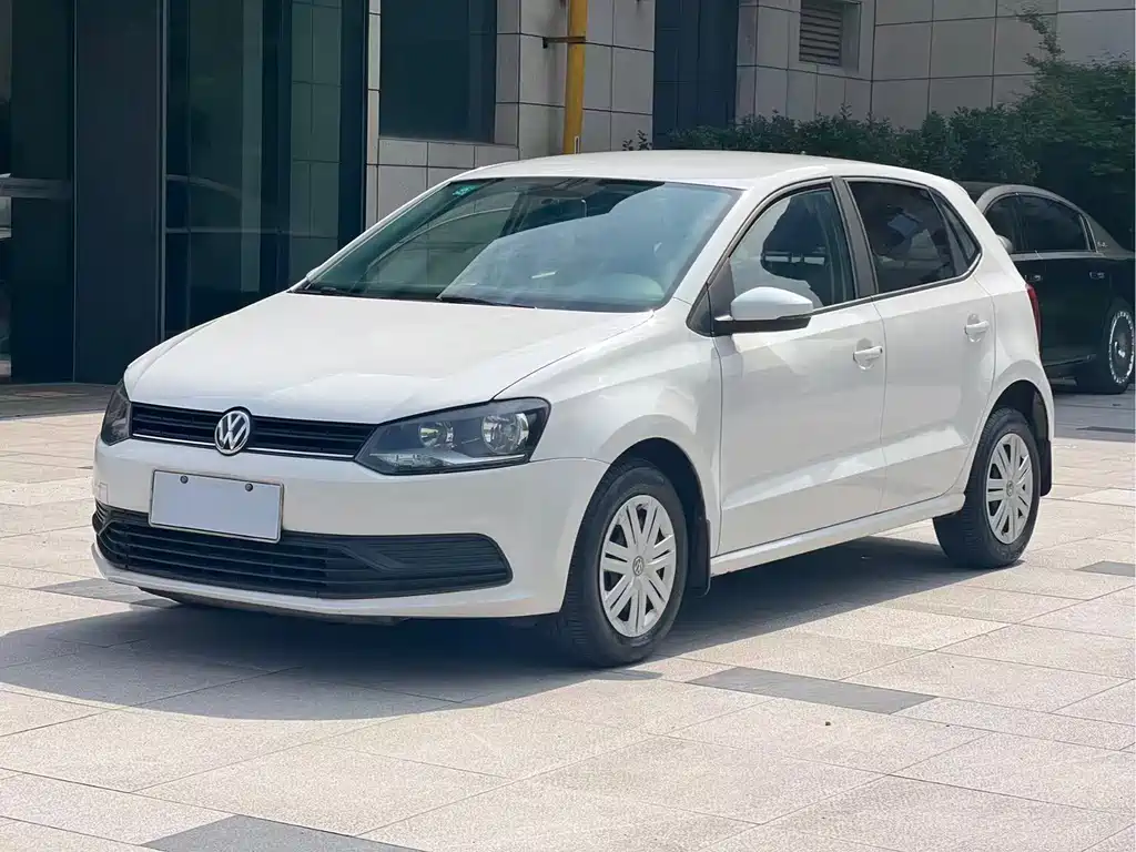 Volkswagen Polo 2017 — фото 1