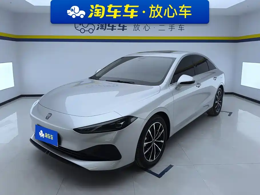 Roewe D7 2025 — фото 1