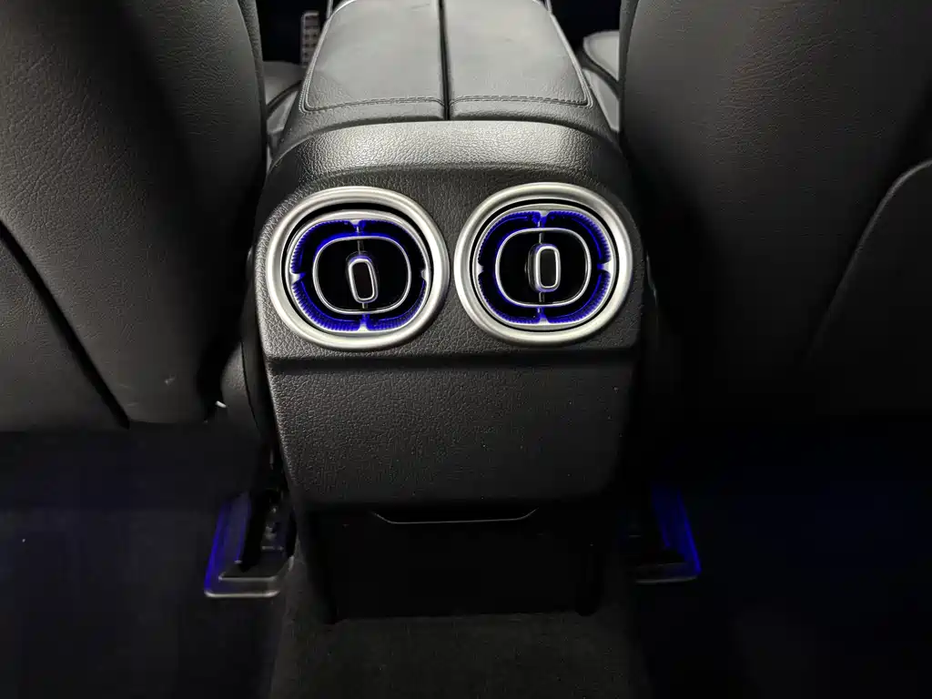 Mercedes-Benz C-Class New Energy 2025 — фото 19