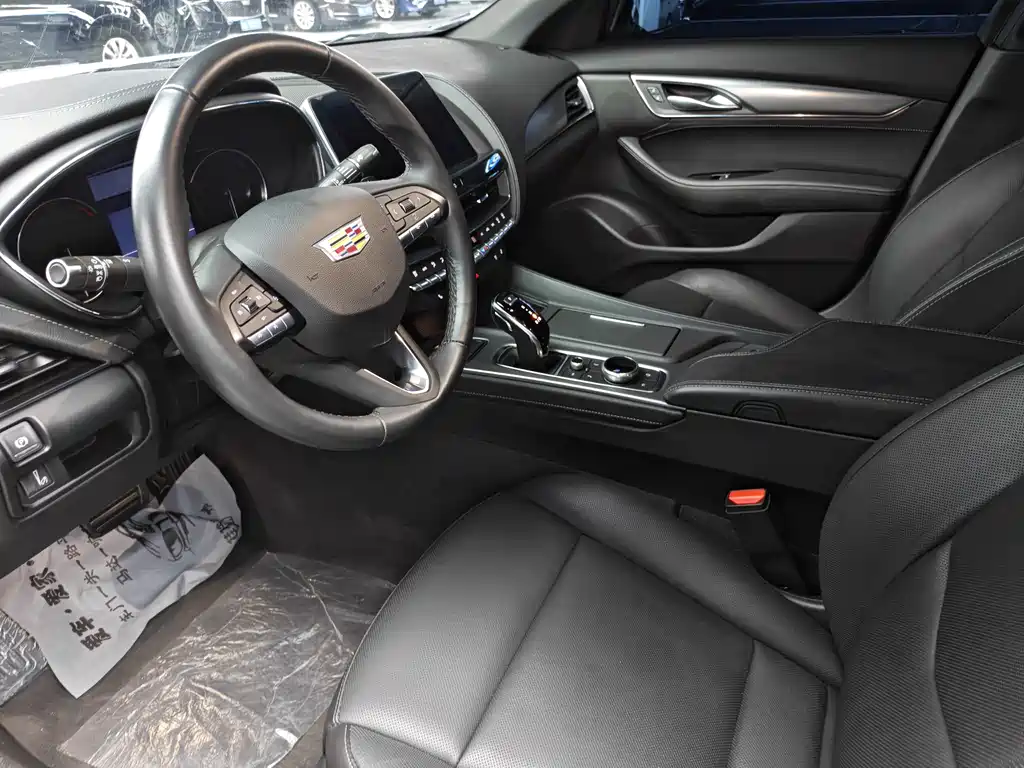 Cadillac CT5 2023 — фото 10