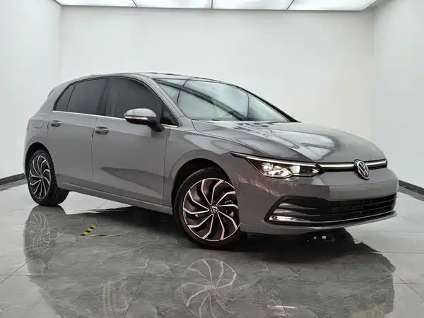 Volkswagen Golf 2022