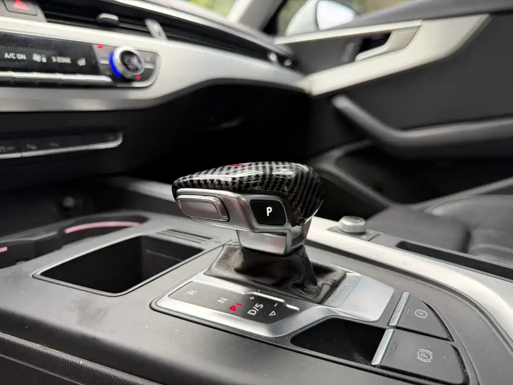 Audi A4L 2020