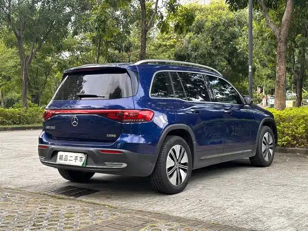 Mercedes-Benz EQB 2023