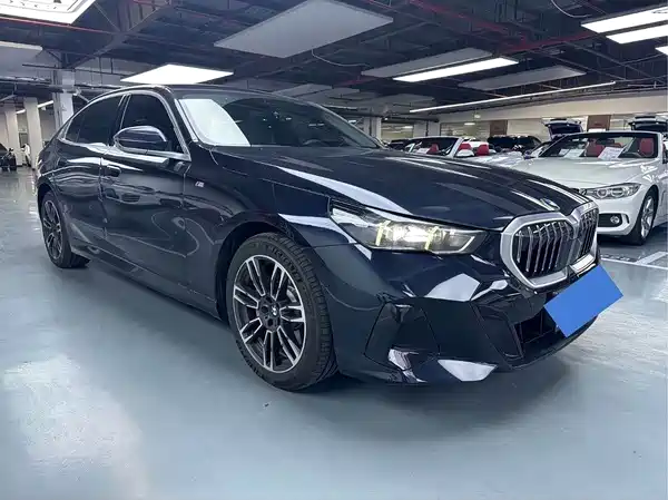 BMW 5 Series 2024