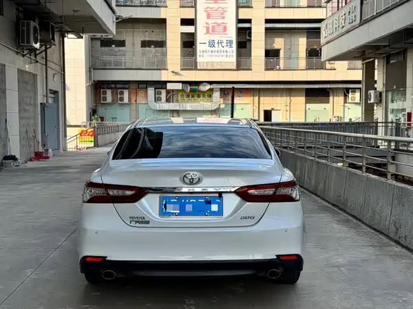 Toyota Camry 2018