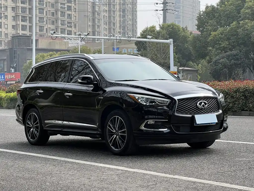 Infiniti QX60 2018 — фото 3