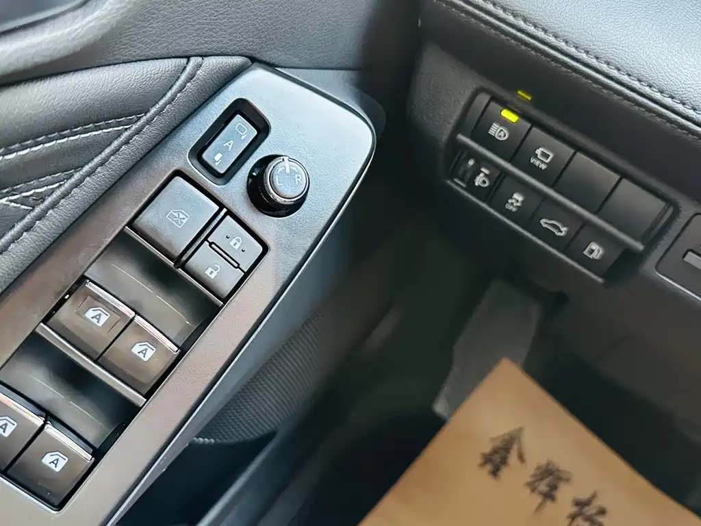 Toyota Avalon 2023 — фото 20