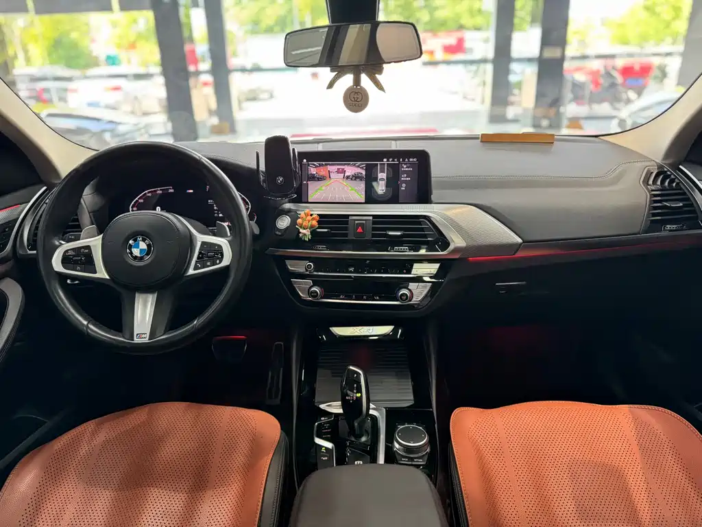 BMW X4 2021 — фото 13