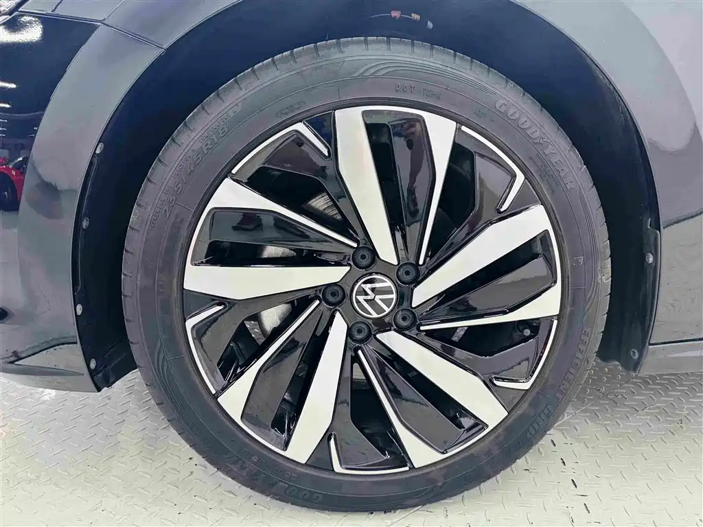 Volkswagen Passat 2022 — фото 10