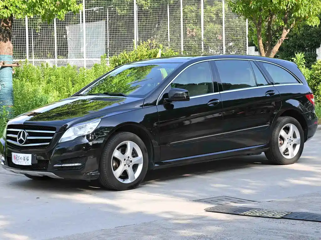 Mercedes-Benz R-Class 2015 — фото 1