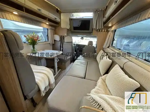 Mercedes-Benz V-Class 2021